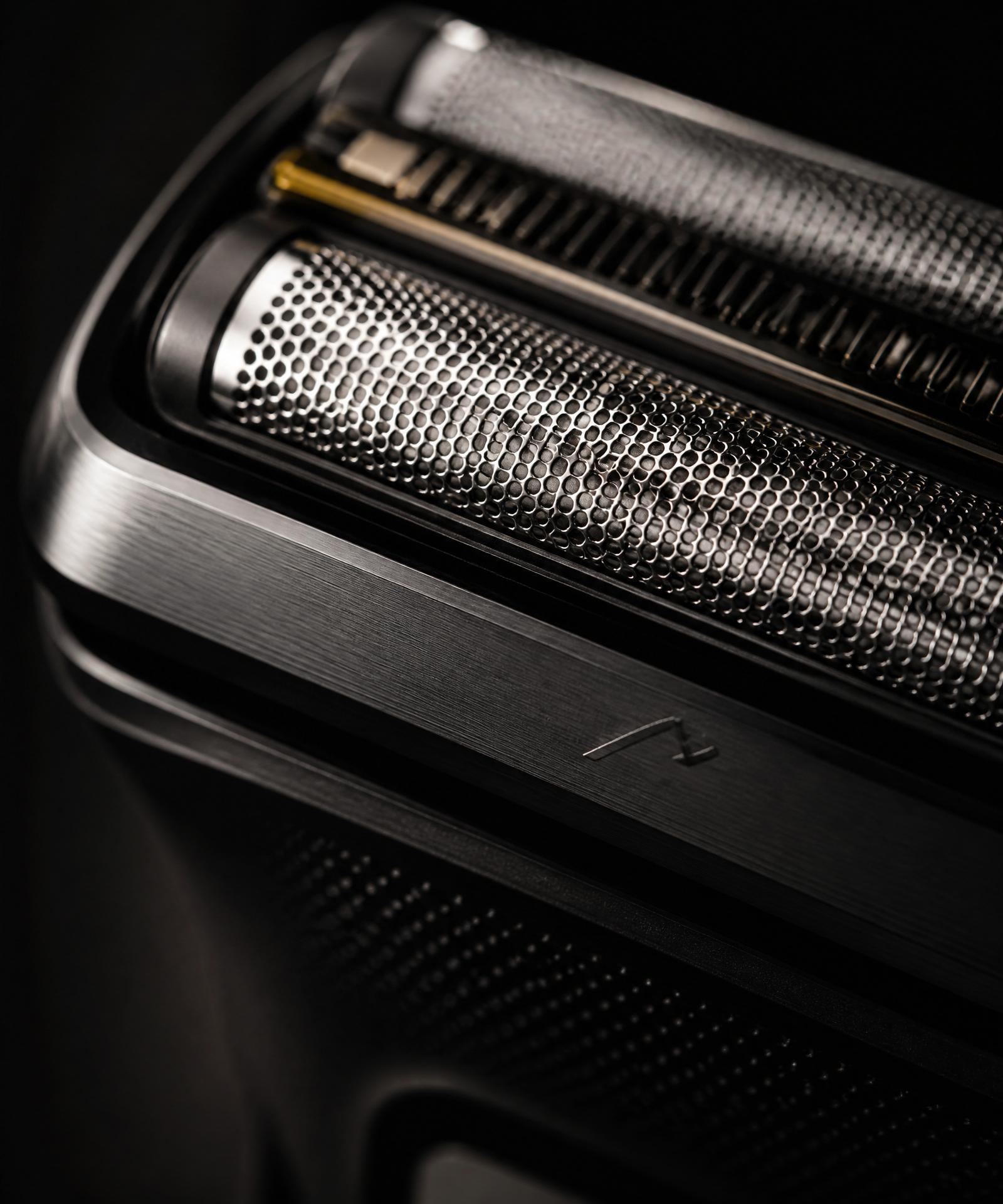 Macro detail of precision foil head
